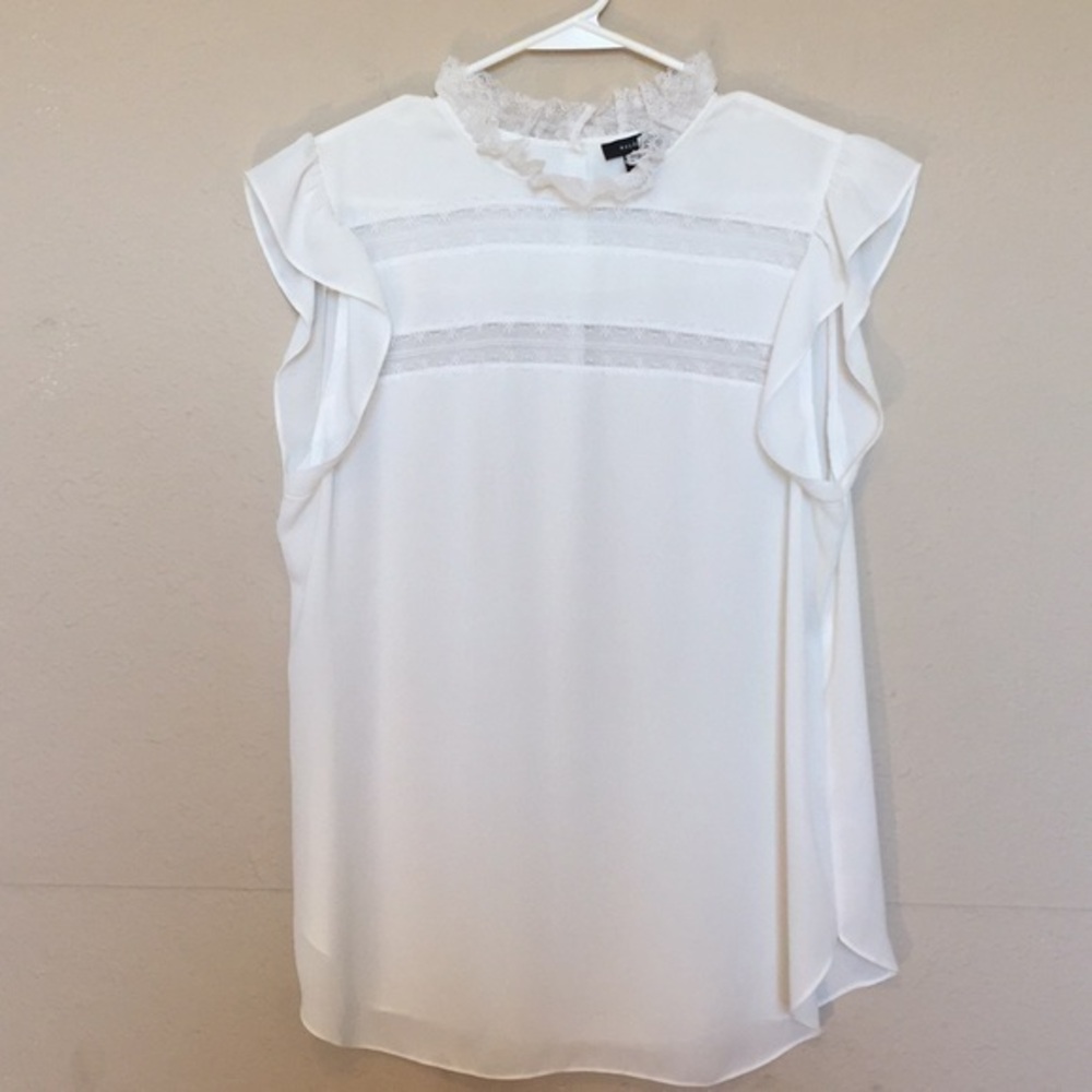 FINAL $ Halogen Semi sheer white lace neckline blo…